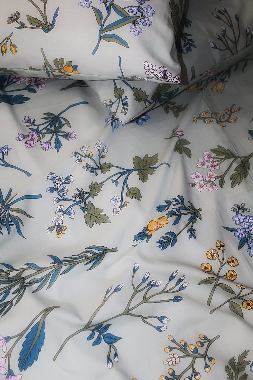 Mist Garden Bloom 5 Mist Garden Bloom - Image 5