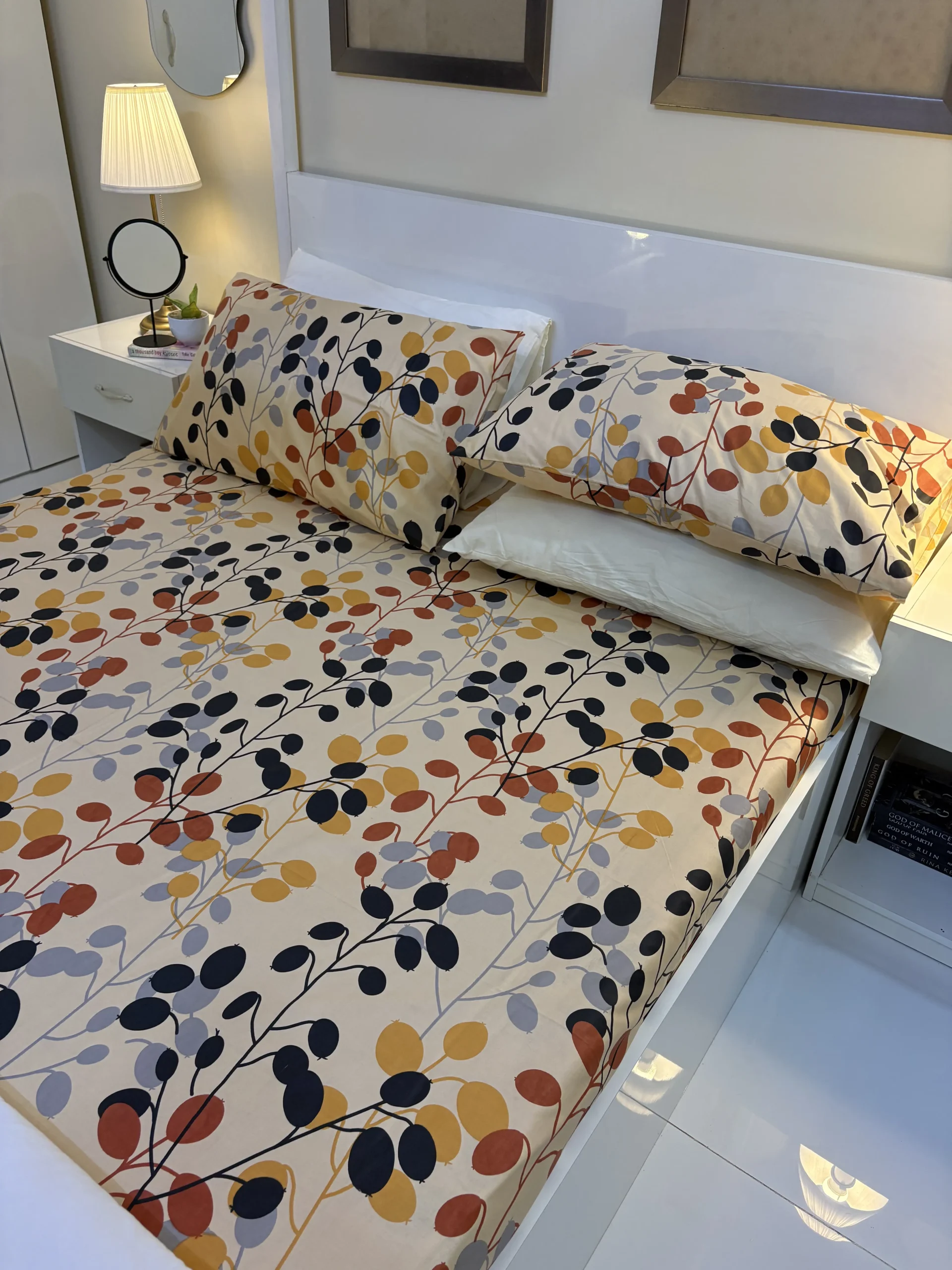 Cream Berry Branch 2 Cream Berry Branch - Image 2